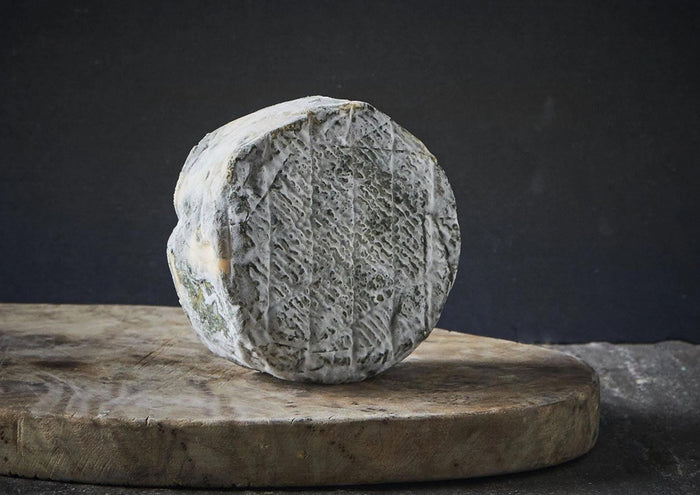 Isle of Wight Blue Cheese (200g - 230g)